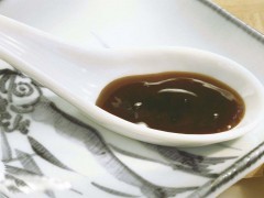 [háo yóu]   蠔油