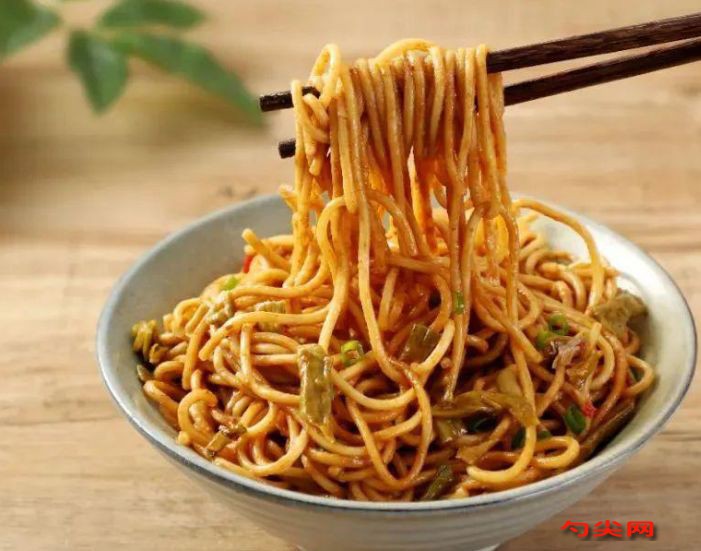 v2-ed69e2f9cacd0d3253a4a6f4853b23a8_1440w