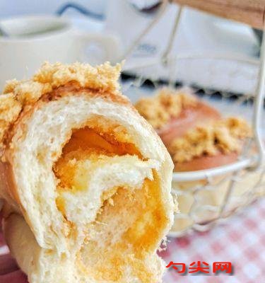 芝士肉松火腿花卷